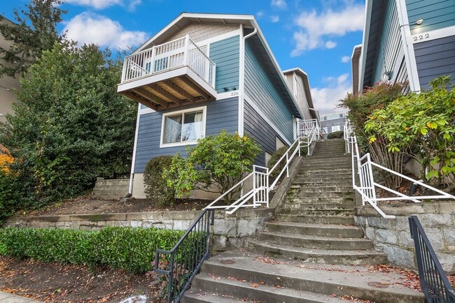Photo - 2 bed 2 bath Stadium District Condo! Unit 22