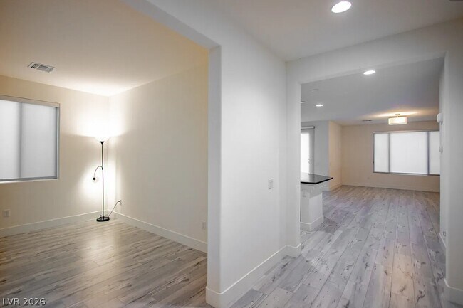 Photo - 7148 Avana St