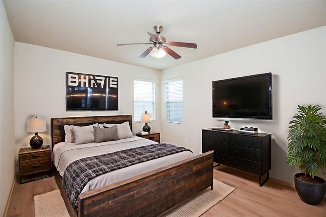 Photo - 2106 Harmon Crest Ct