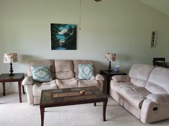 Photo - 2BR + DEN/2BA and Carport Unit 22