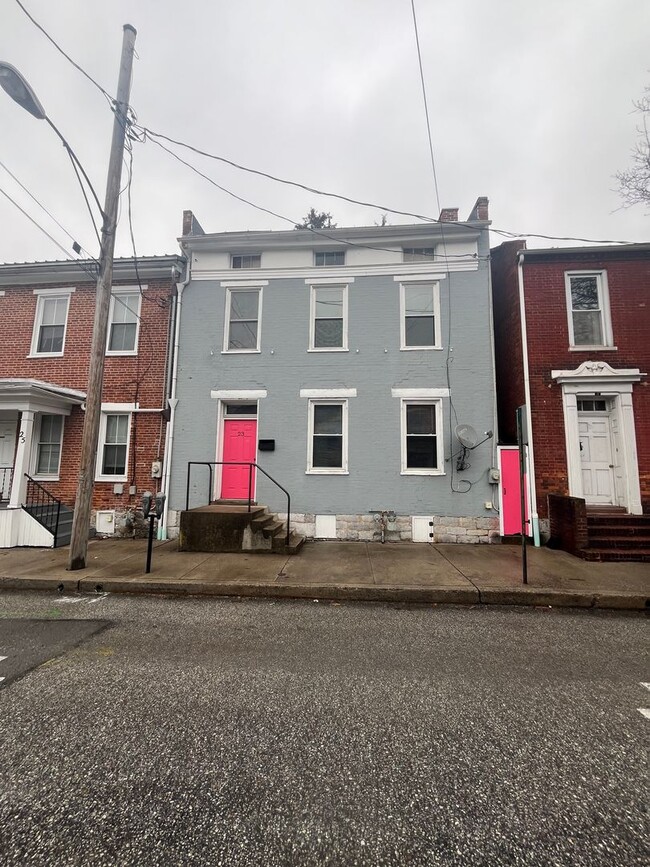 Photo - Perfect for college students, but great for others too!