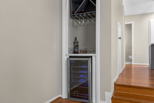 Photo - 5094 Glenmont Dr