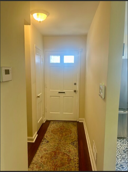 Photo - 5300 Leverett St