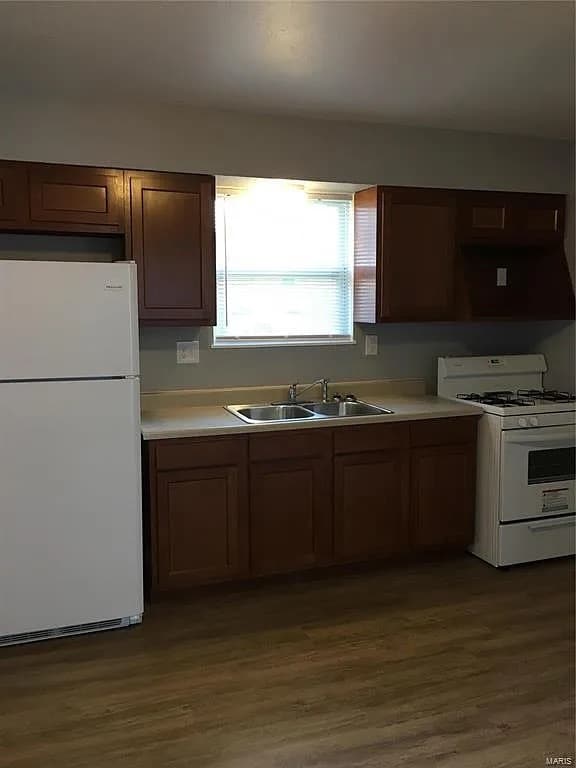 Photo - 104 E Grace St