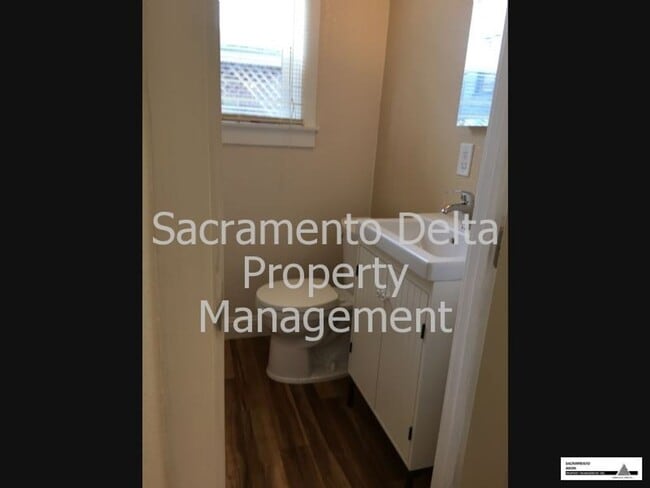 Photo - Cute and Cozy 1bed/1bath Cottage in Colonial Heights