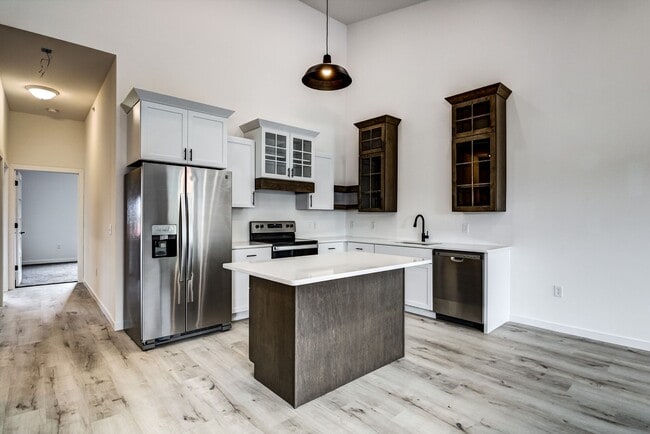 1270 3rd Street East
