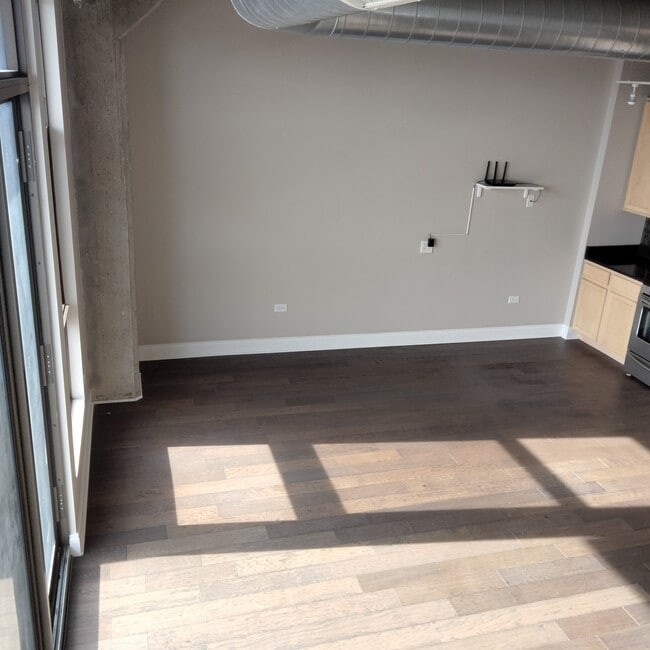 Photo - 1550 S Blue Island Ave Unit 9th floor