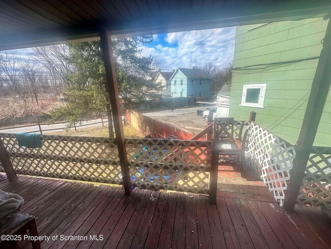 Photo - 112 Green Pl