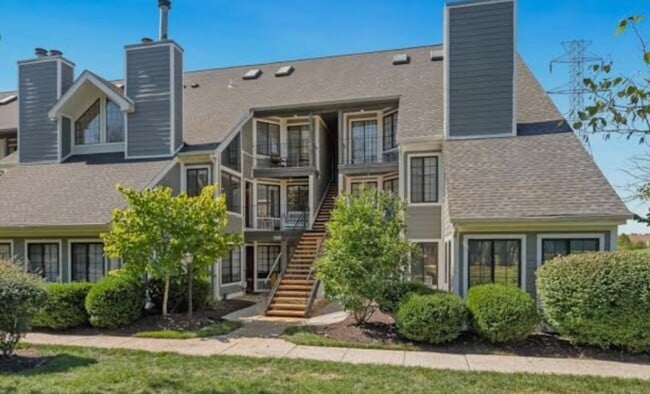 Building Photo - 6010D Curtier Dr Unit Kingstown condo