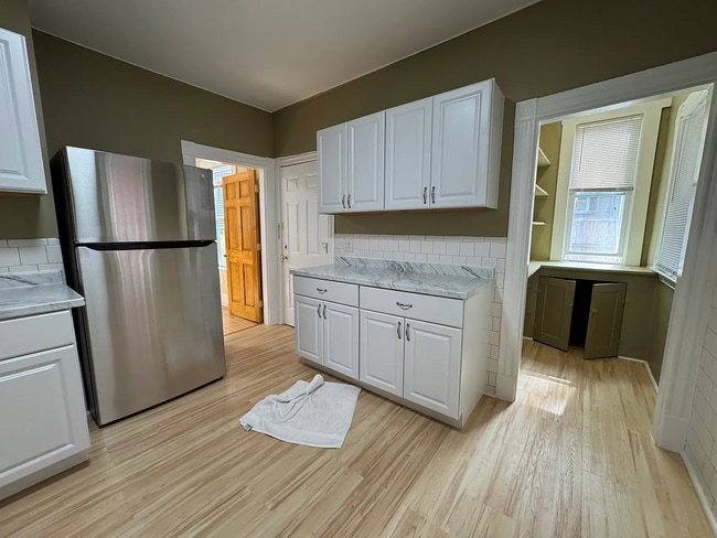 Photo - 368 Washington St Unit 1