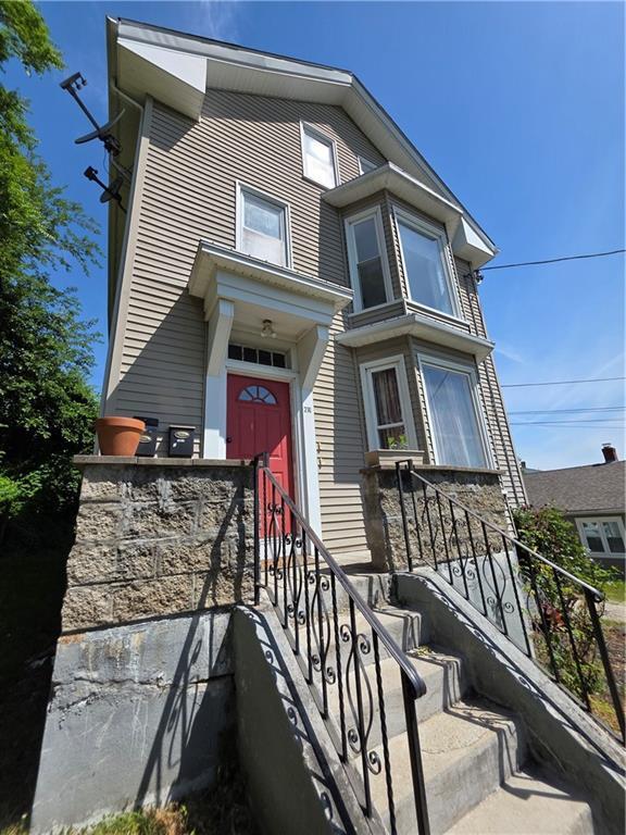 Photo - 216 Maplewood Ave