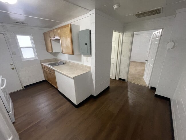 Photo - 1 Bd 1 Ba Duplex