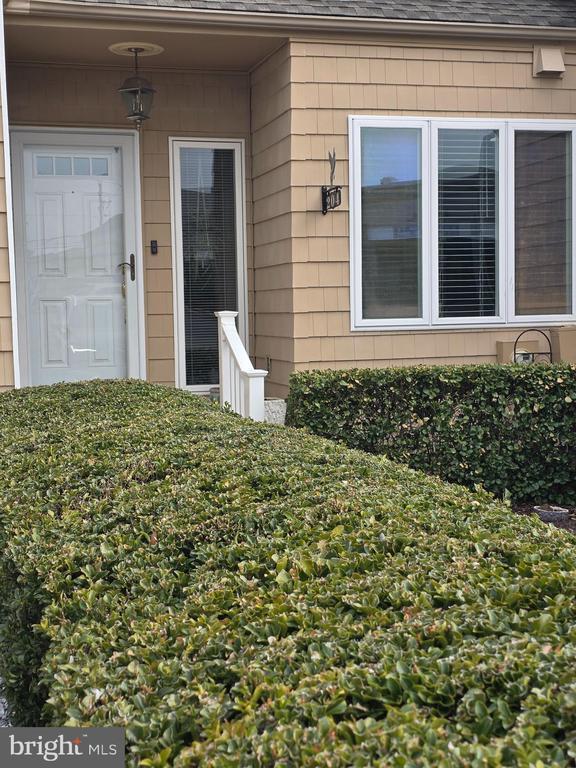 Photo - 204 Market Square