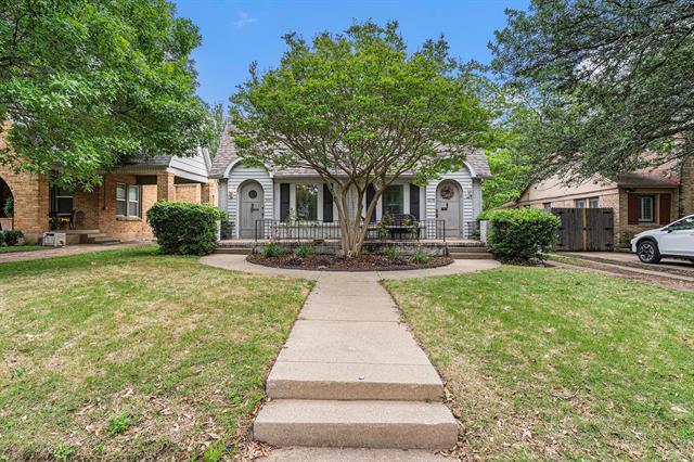 Photo - 3233 Odessa Ave