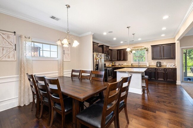 Photo - 575 Curlew Cir