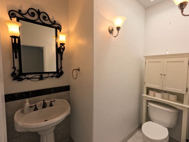 Photo - 2947 Longbow Loop