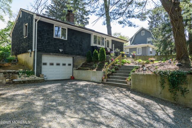 Photo - 338 Navesink River Rd House