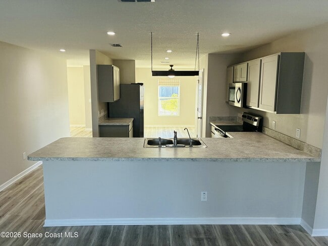 Photo - 487 Dadeville St SE