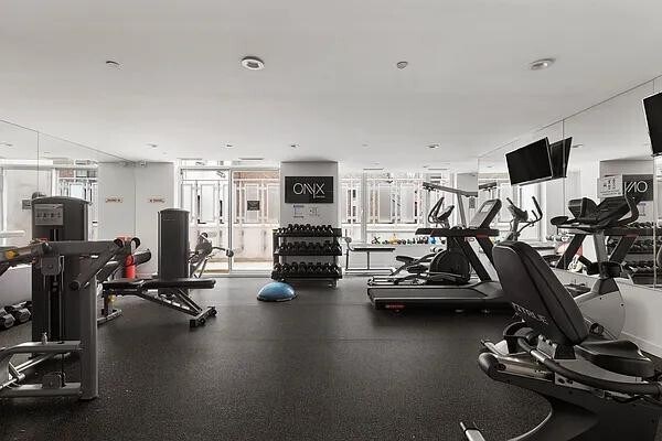 Photo - 261 W 28th St Unit 5F