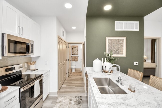Building Photo - 2020 Grandway Dr Unit 4106