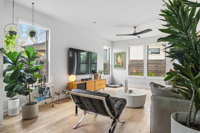 Photo - 4502 Banister Ln Unit B