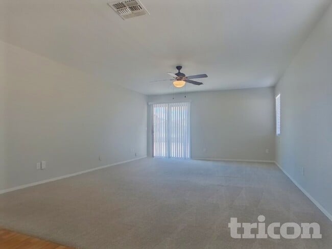 7448 S Horizon Ct