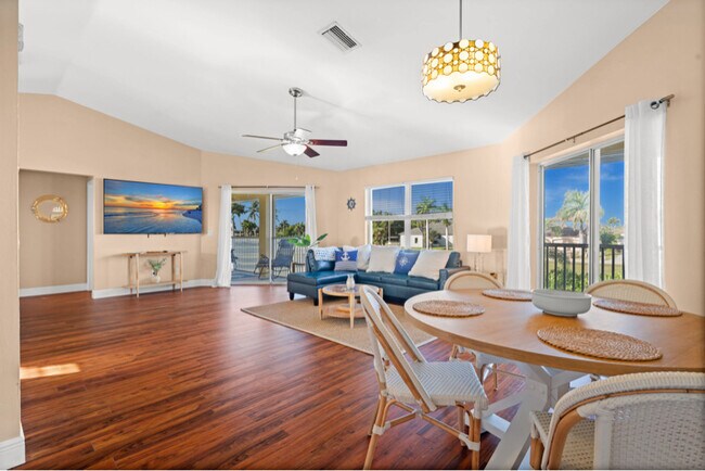 Photo - 5420 Chiquita Blvd S