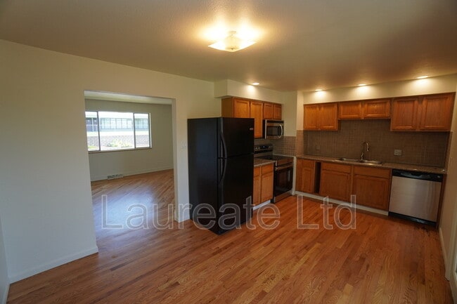 Photo - 3330 W Mountain Rd