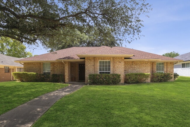 Building Photo - 306 Cardinal Creek Dr Rental