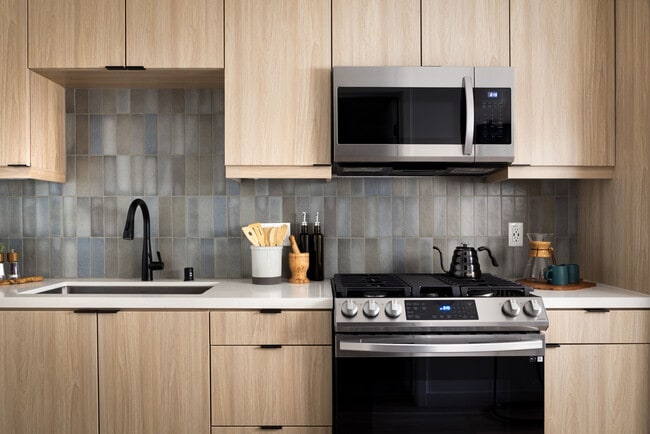 The Louise Los Feliz apartments — community photo