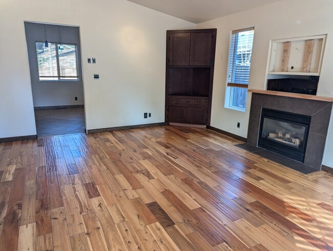 Photo - 2420 NE Desert Willow Ct