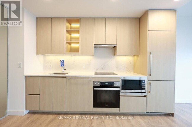 Photo - 25 McMahon Dr Unité 1501