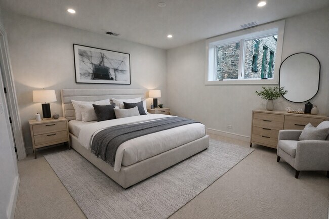 Photo - 4243 N Damen Ave