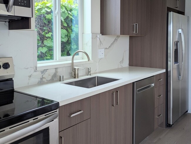 Photo - 339 Fremont Ave