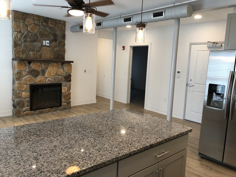 221 W Main St Unit Apt 1 Al For In Norristown Pa Open E
