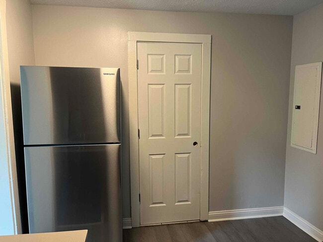 Photo - 623 Cherry St