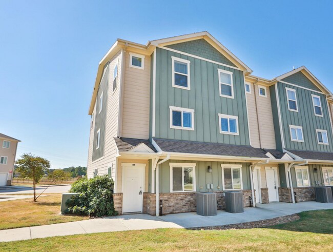 Building Photo - 21155 Gosling Rd