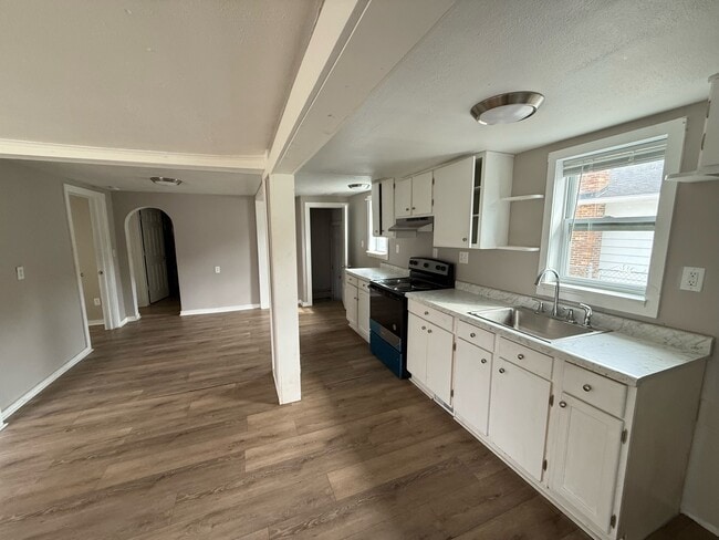 Photo - 430 Dunlap St