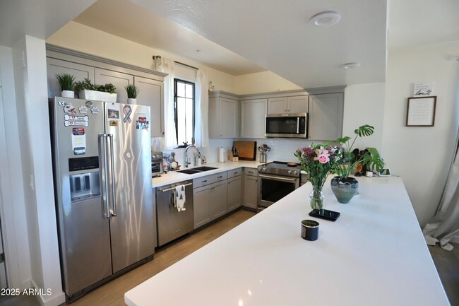Photo - 2315 N 52nd St