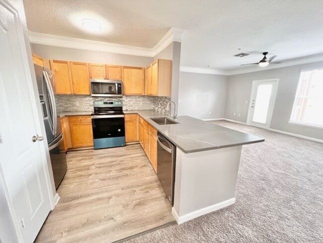 Photo - Orlando - 3 Bedroom, 2 Bathroom - $1,845.00