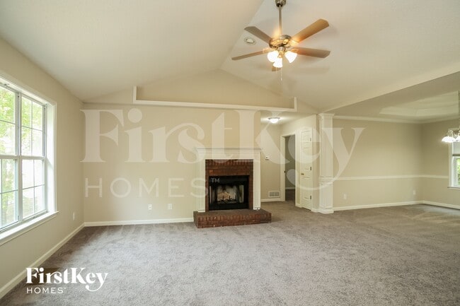 Photo - 703 Hearthstone Crossing