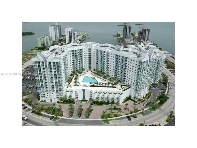 Photo - 7900 Harbor Island Dr Unidad 1010