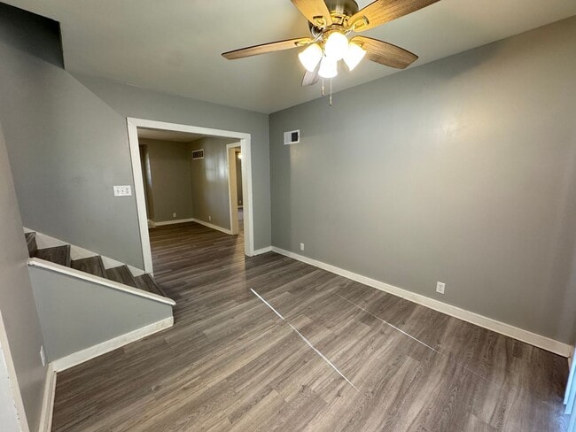 Photo - short term lease available