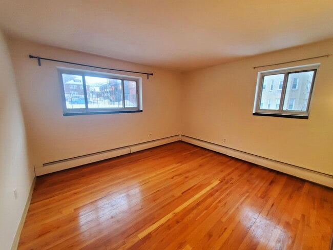 Photo - 245 Kelton St Unidad U24