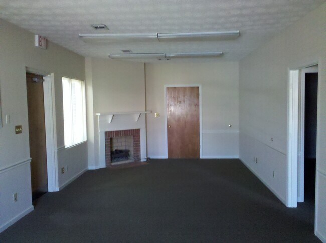 Photo - 300 W Broome St Unit 200