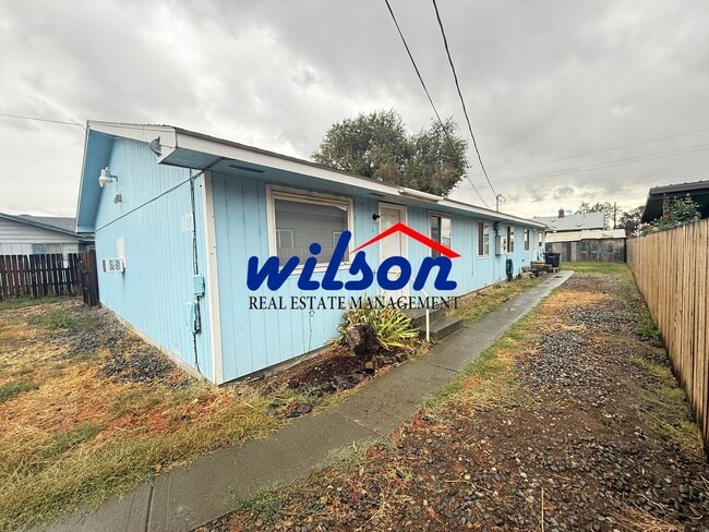 Building Photo - 1807 S 7th Ave Unit 01