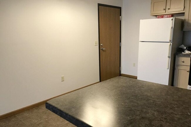 Cedar Creek Apartments