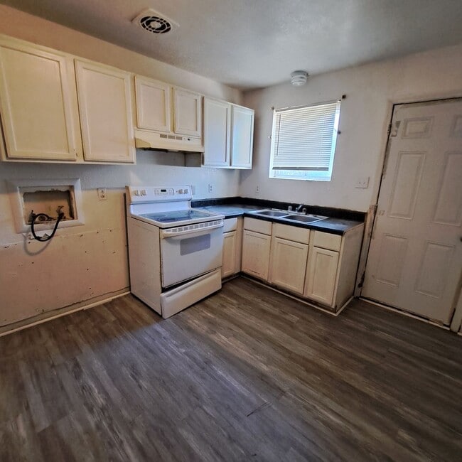Photo - 2017-2019 Plow Ln Unit 2019 Plow Lane