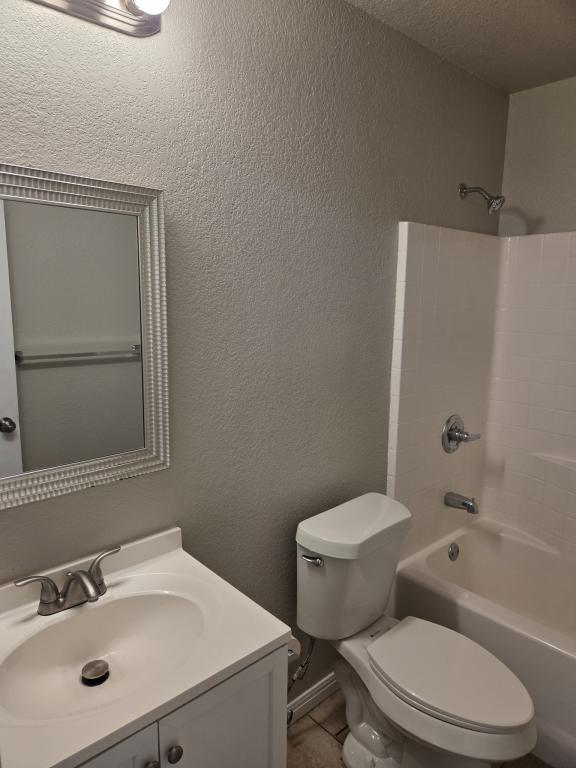 Photo - 305 Shirley Dr