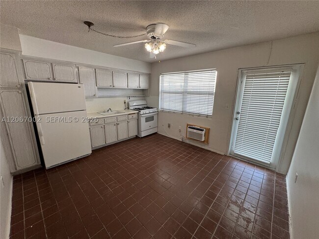 Photo - 524 Washington St Unit 311